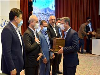 تجلیل استاندار ، دادستان و مدیر کل میراث فرهنگی کرمان از  گهرزمین