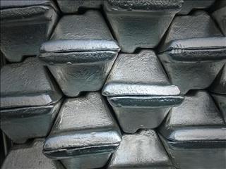آینده مبهم آلومینیوم