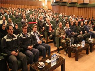 برگزاری همایش بصیرت و گرامیداشت حماسه 9 دی در ذوب آهن اصفهان