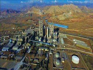 احداث سومین کارخانه سیمان زرندیه متوقف شود