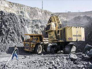 پیمانکاران معدنی با مشکل قدیمی بودن ماشین‌آلات روبه‌رو هستند