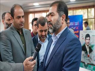 بازدید استاندار اصفهان ازآثار روابط عمومی ذوب آهن