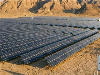 آغاز اجرای نیروگاه خورشیدی ۳۰۰ مگاواتی «رازی اصفهان» با سرمایه‌گذاری بانک گردشگری