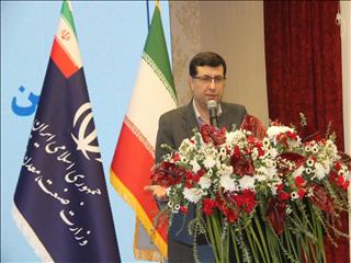 بهینه‌سازی ساختار و تربیت مدیران متخصص، راه عبور از محدودیت‌های صنعت است