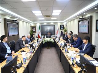برگزاری نشست راهکارهای نگاهداشت نیروی انسانی در ایمیدرو